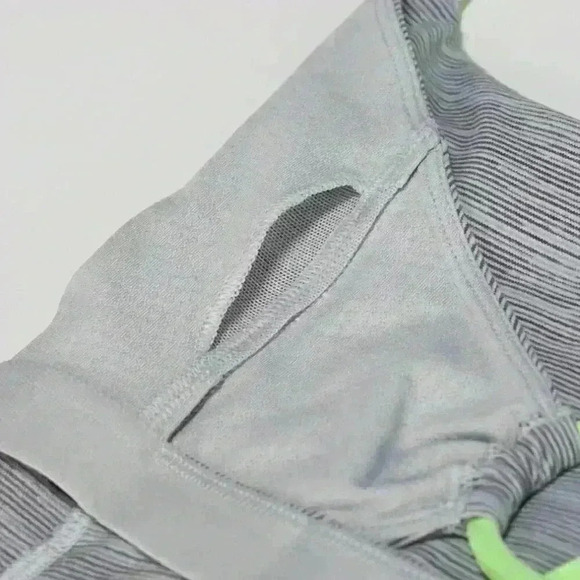 Lululemon Dancing Warrior Tank We Are From Space Silver Spoon Clear Mint Size 10 - Picture 6 of 8